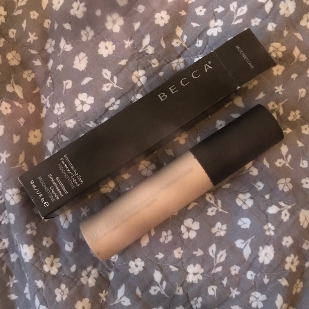 ⭐️ Becca’s Shimmering Skin Perfector Liquid ⭐️
